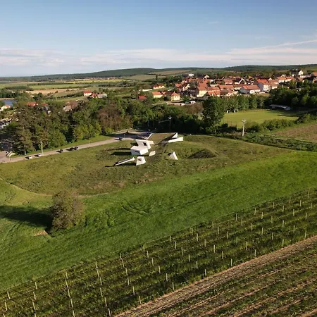 Na Ceste 度假居 *